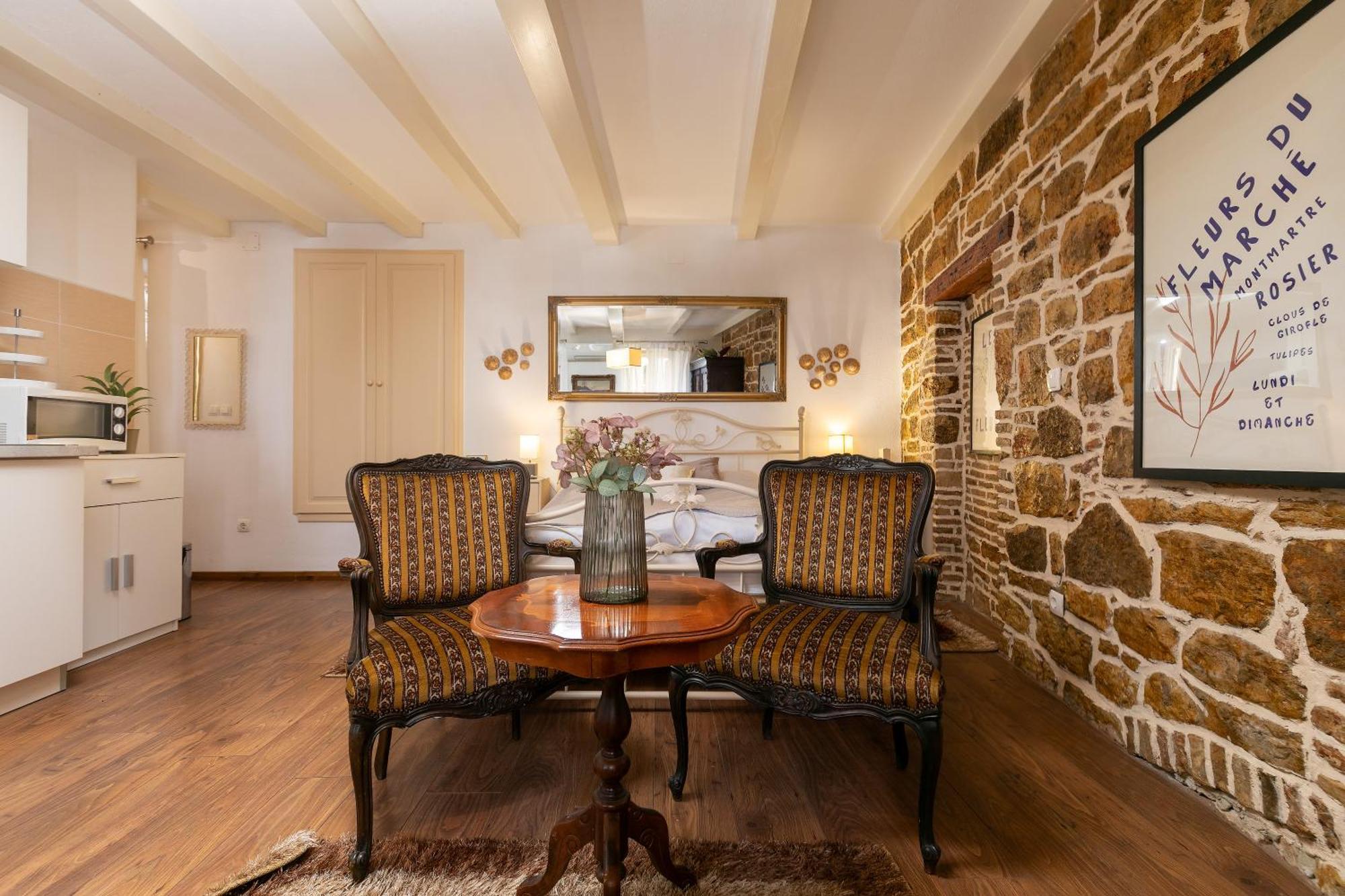 Duplex Apartment Camelia In Charming Old Town โรวีน ภายนอก รูปภาพ