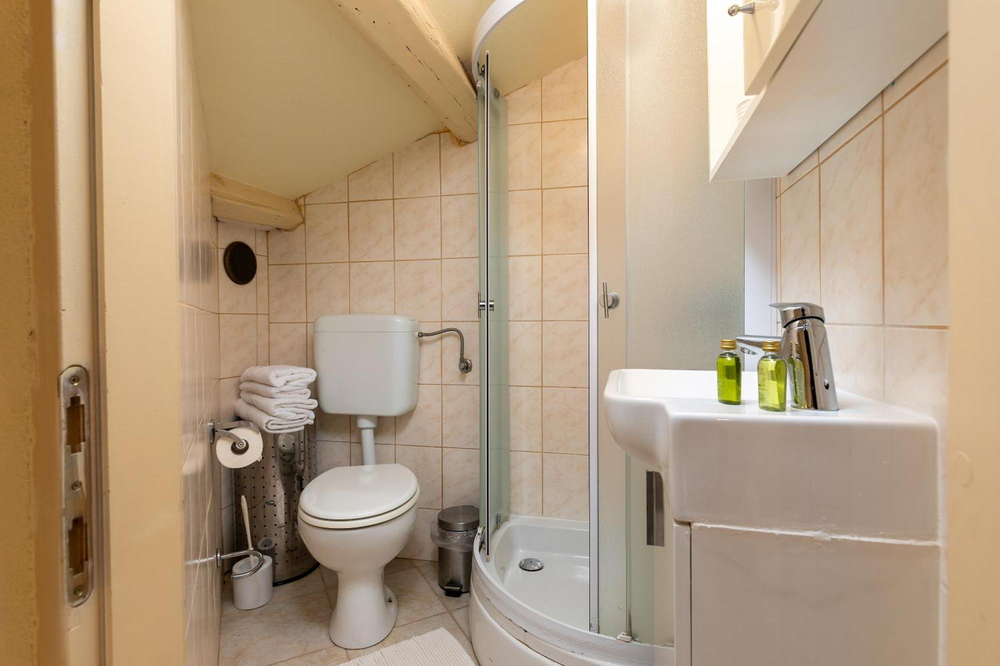 Duplex Apartment Camelia In Charming Old Town โรวีน ภายนอก รูปภาพ