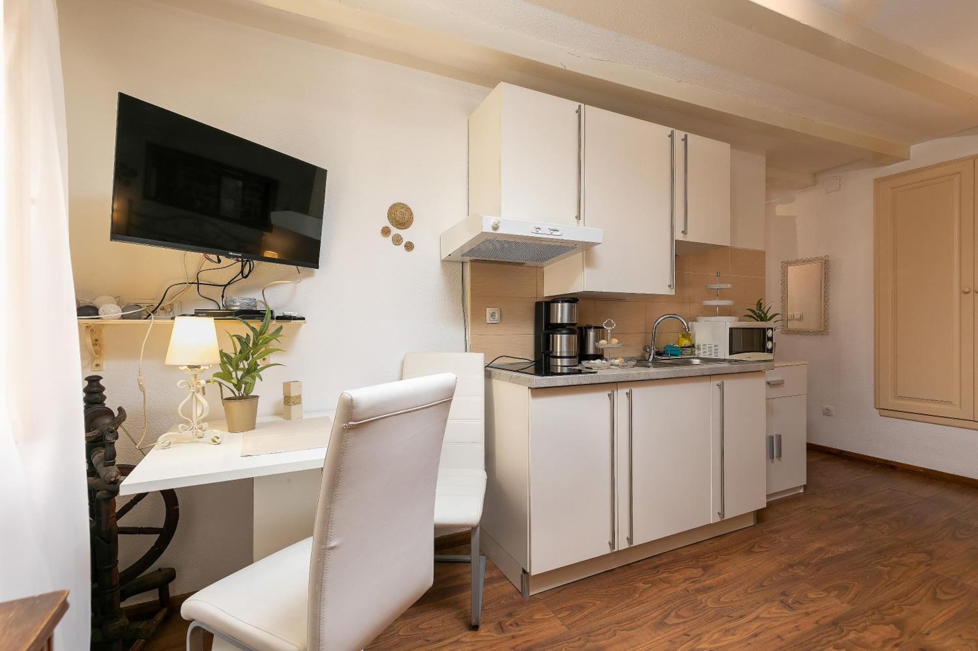 Duplex Apartment Camelia In Charming Old Town โรวีน ภายนอก รูปภาพ